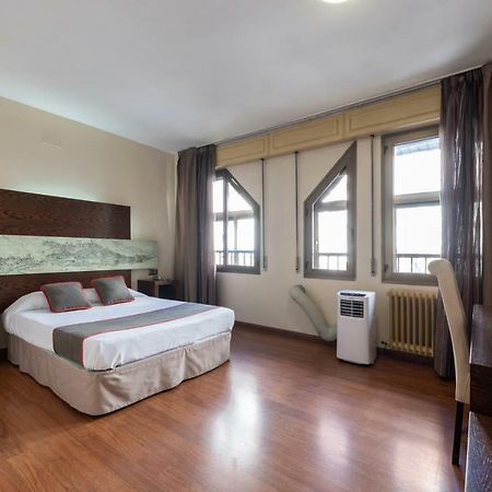 Oyo Hotel Francabel Cuenca  Zewnętrze zdjęcie